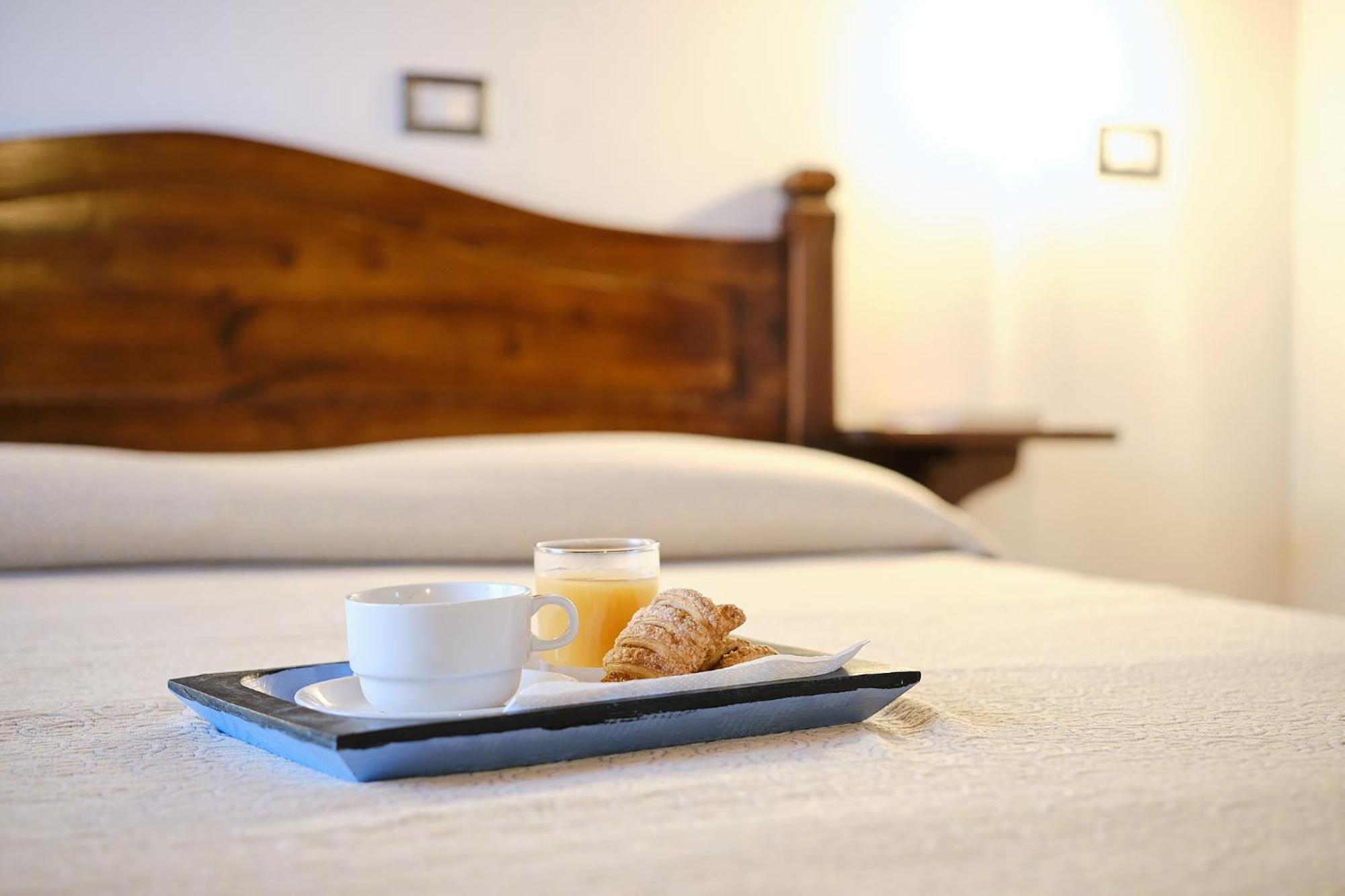 Albergo Della Posta Bracciano  Buitenkant foto